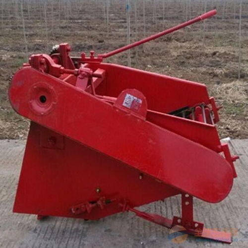 小型手扶土豆收獲機(jī) 現(xiàn)代化農(nóng)業(yè)的高效助手